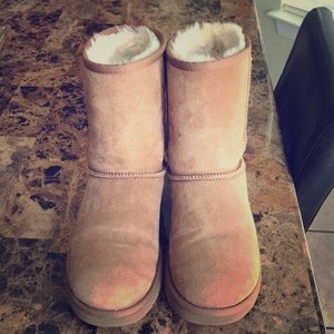 Chestnut Uggs